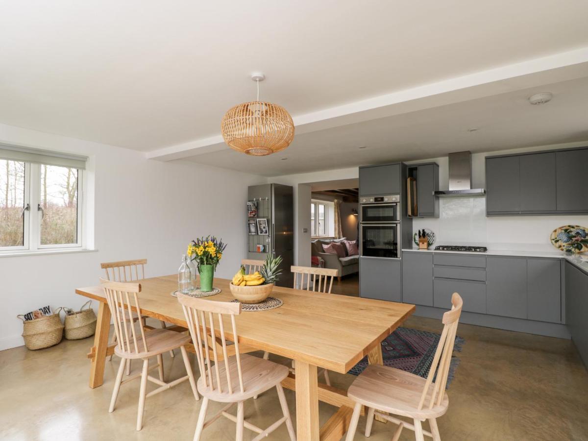 High Cogges Farm Holiday Cottages Witney Εξωτερικό φωτογραφία